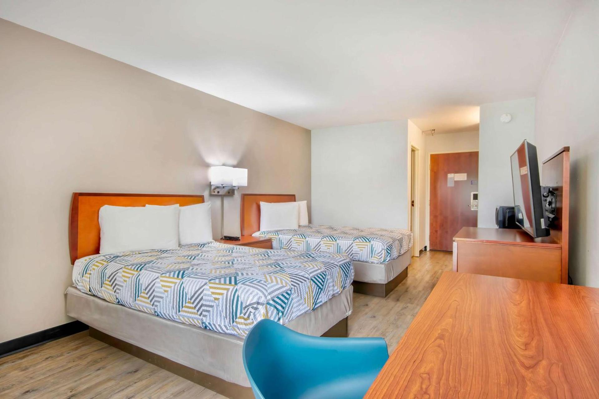 Motel 6-Abbeville, LA photo 11