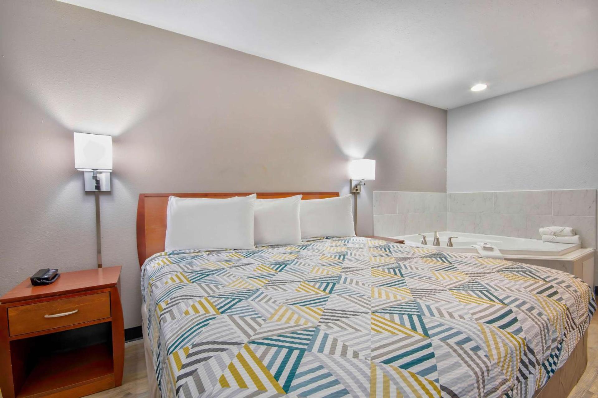 Motel 6-Abbeville, LA photo 18