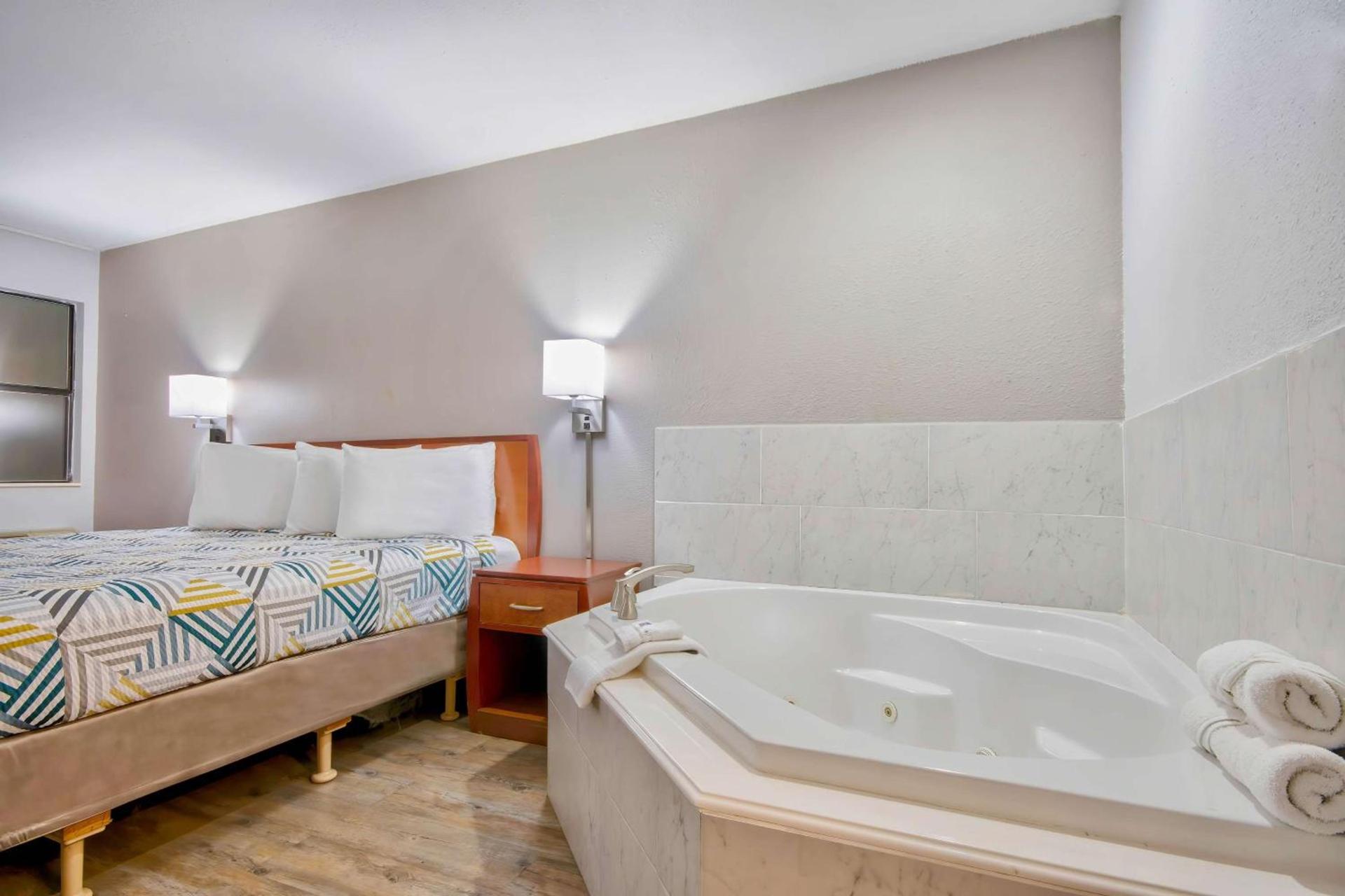 Motel 6-Abbeville, LA photo 19