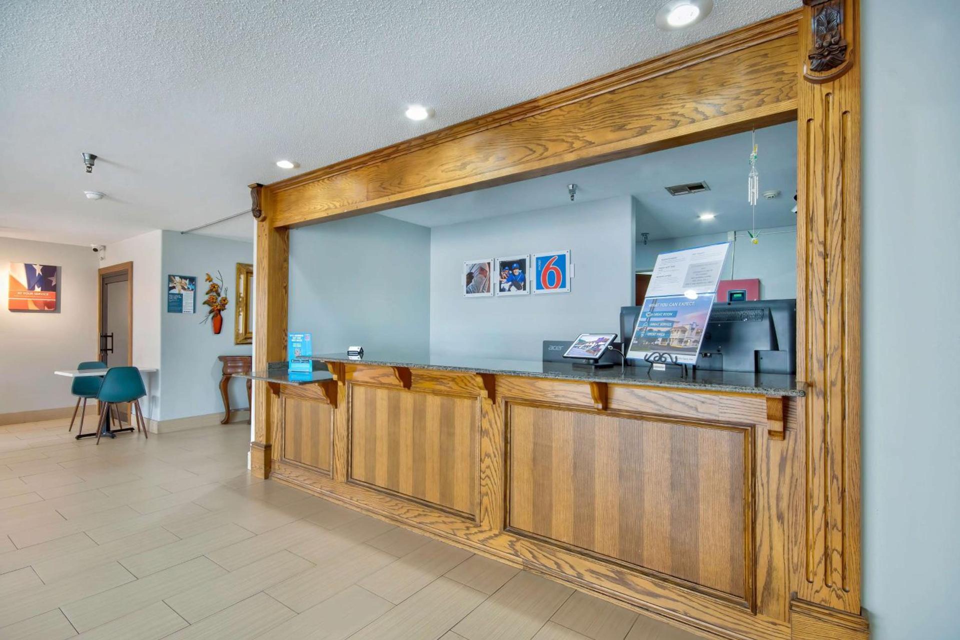 Motel 6-Abbeville, LA photo 24