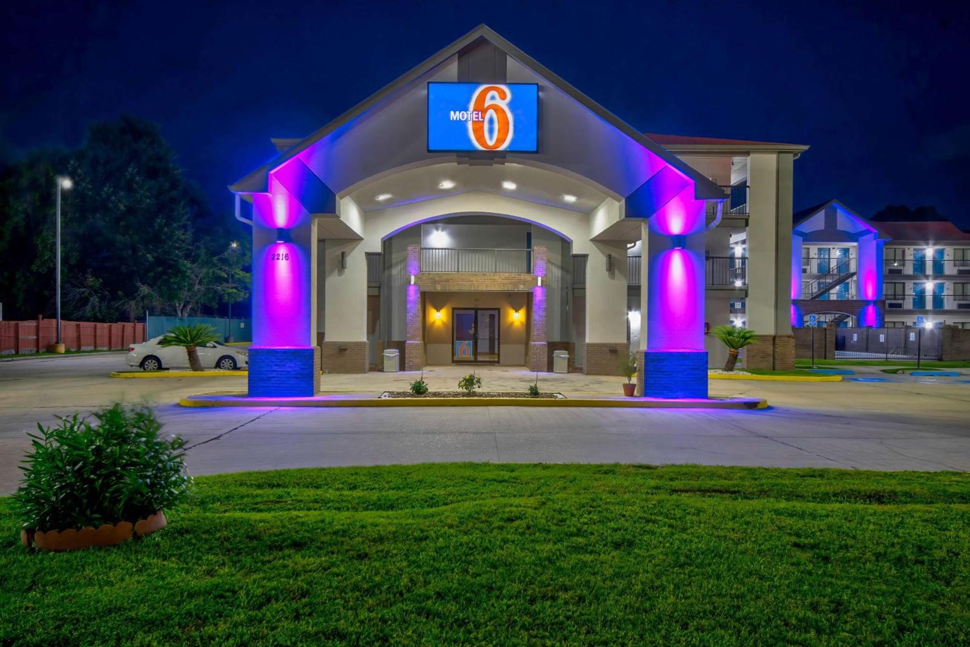 Motel 6-Lafayette, LA photo 1