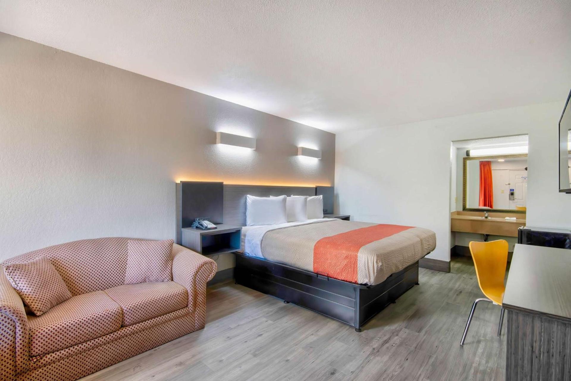 Motel 6-Lafayette, LA photo 11
