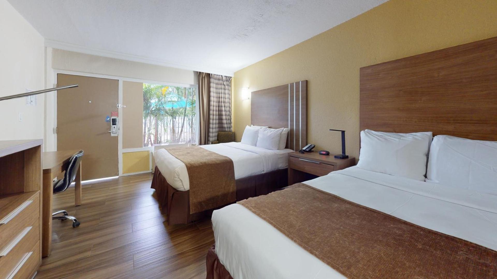 Rodeway Inn & Suites Fort Lauderdale Airport & Cruise Port photo 95