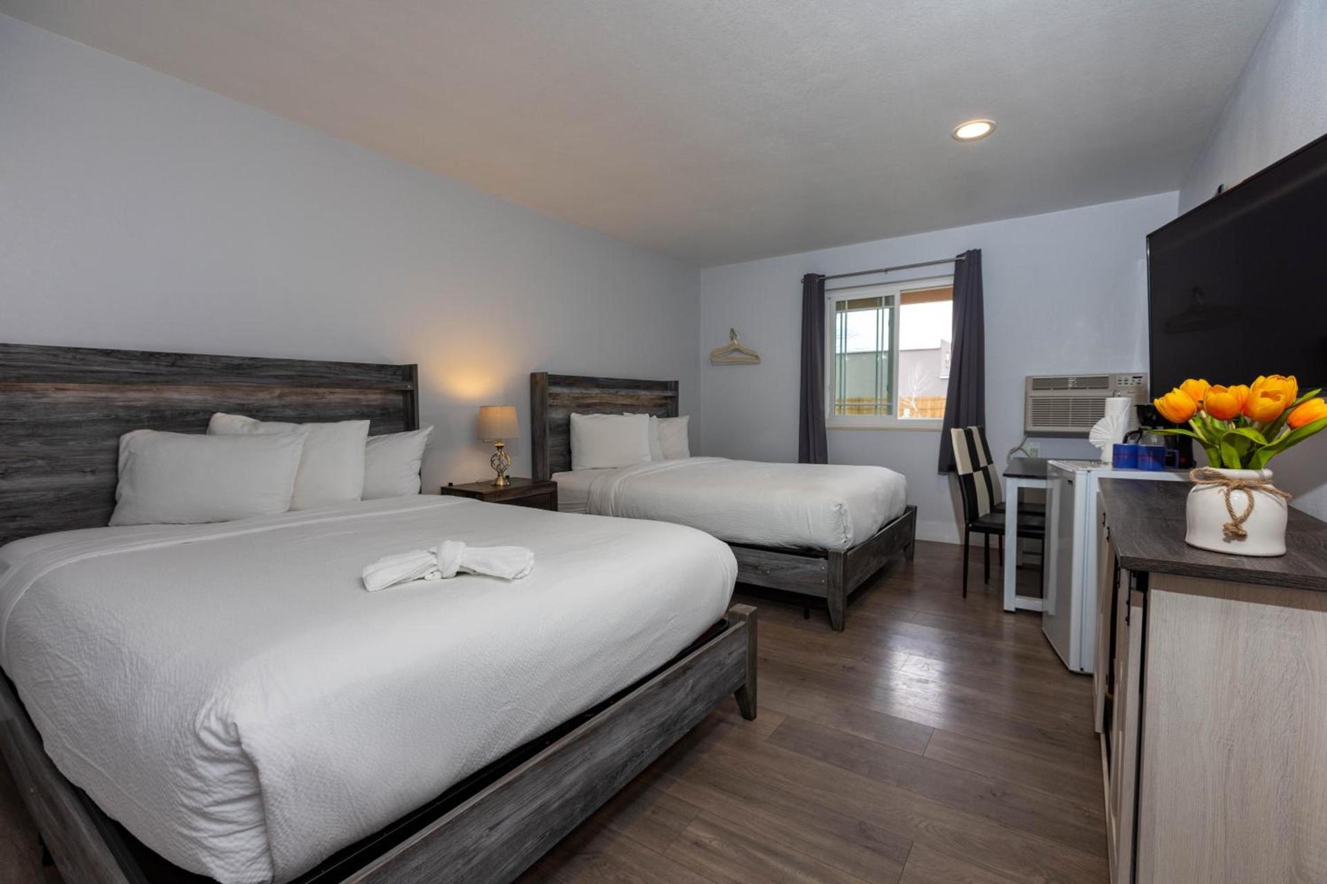 RiverWalk Inn photo 45
