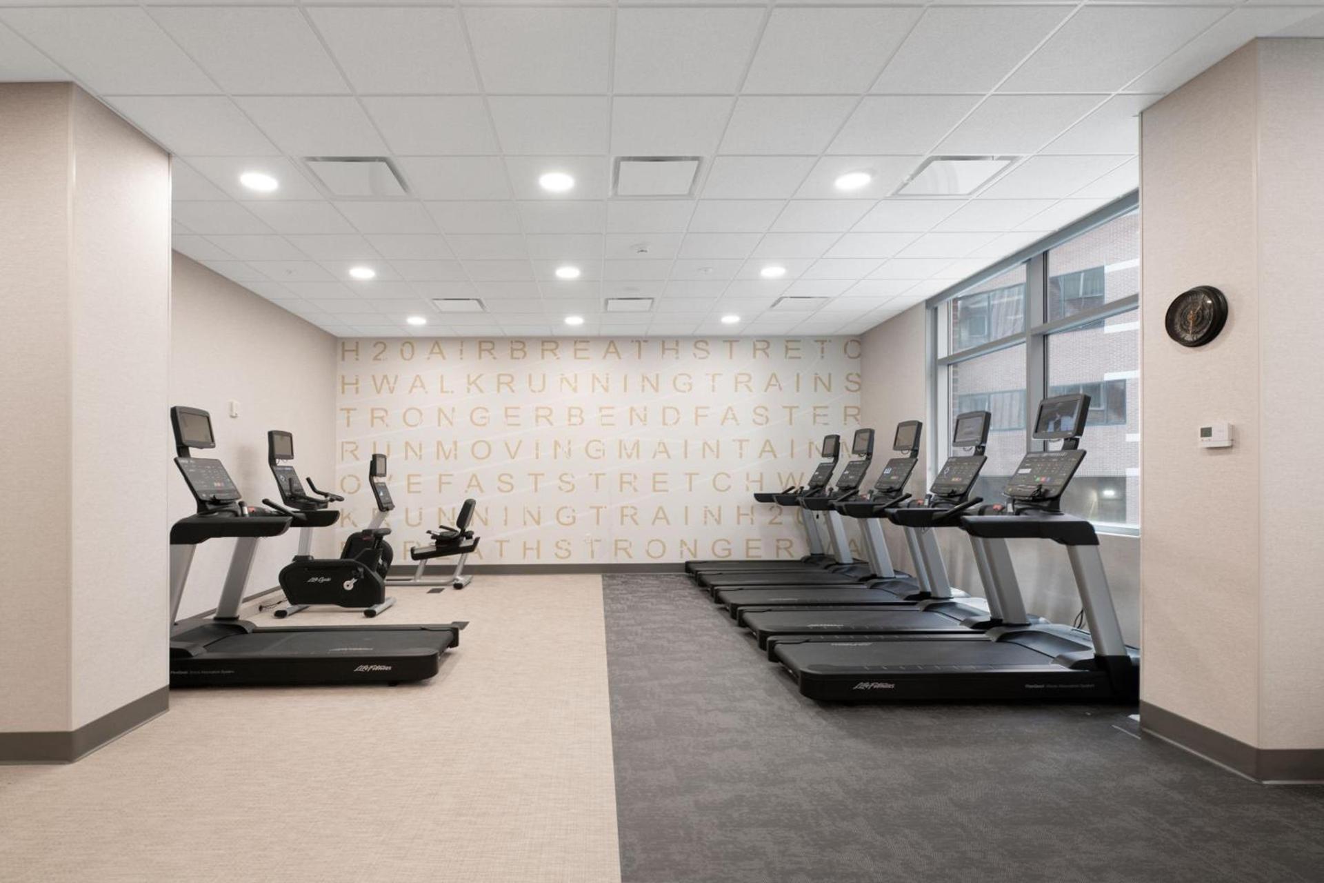 Residence Inn by Marriott St Louis Clayton photo 38