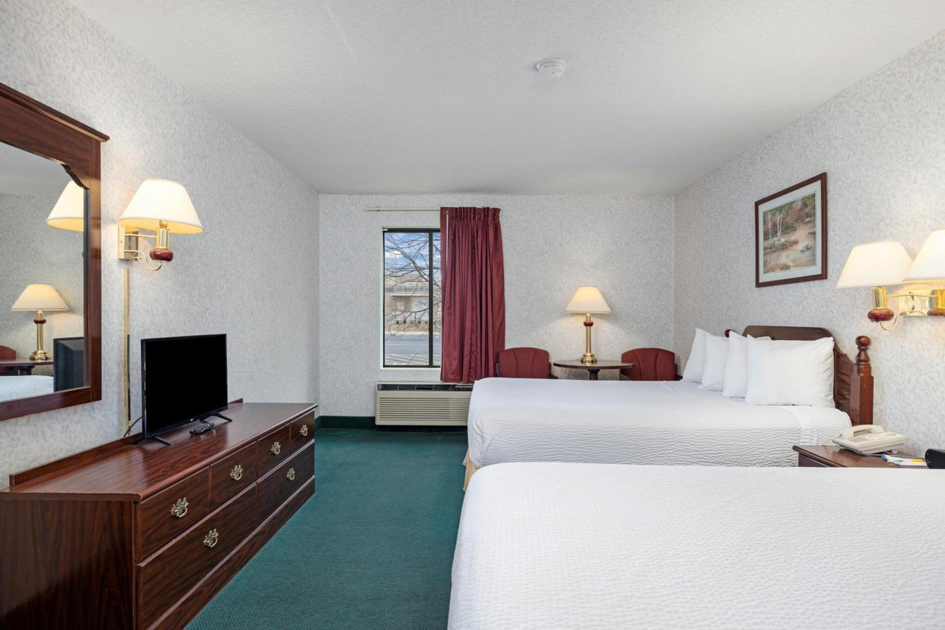 Days Inn by Wyndham Battlefield Rd/Hwy 65 photo 34