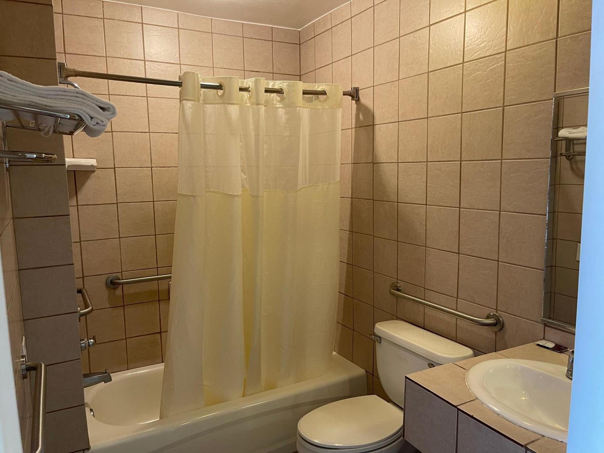 Kings Rest Motel photo 8