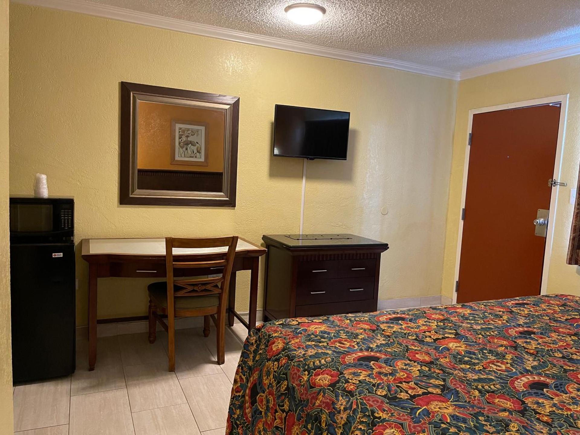 Kings Rest Motel photo 9