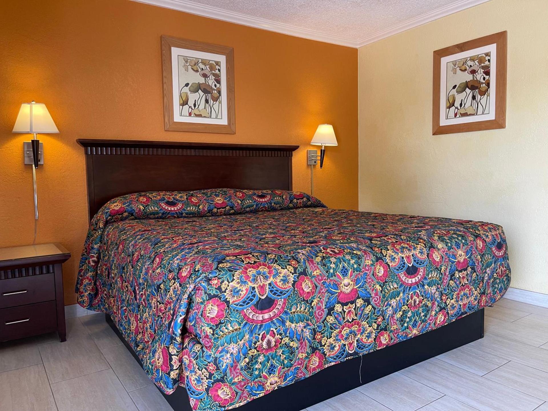Kings Rest Motel photo 10