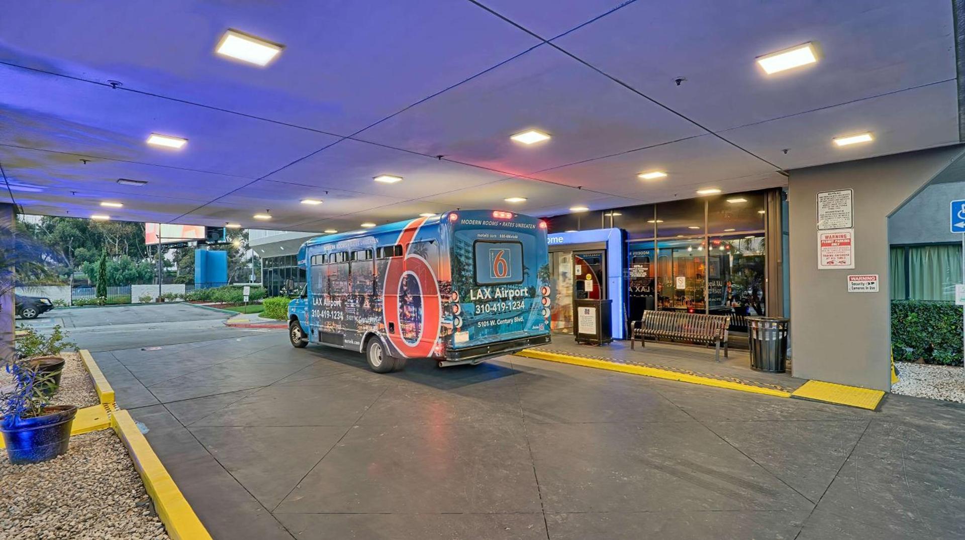 Suites Los Angeles CA Los Angeles LAX photo 3