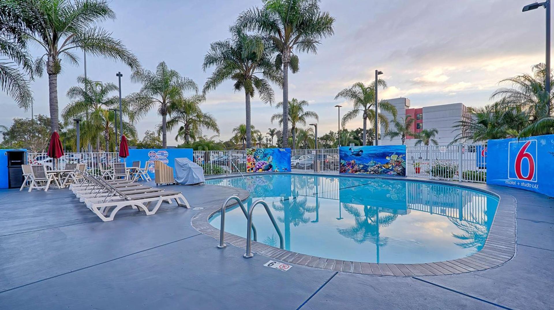 Suites Los Angeles CA Los Angeles LAX photo 2