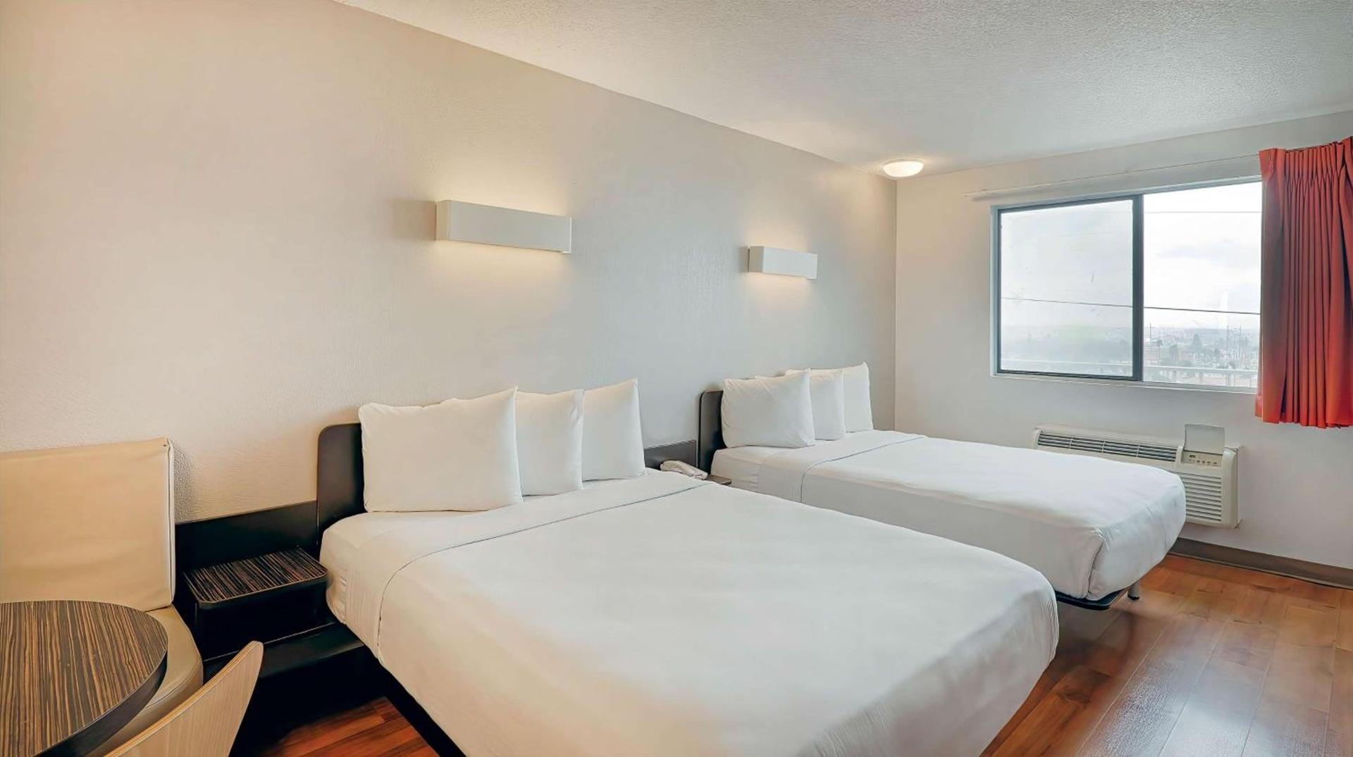 Suites Los Angeles CA Los Angeles LAX photo 19