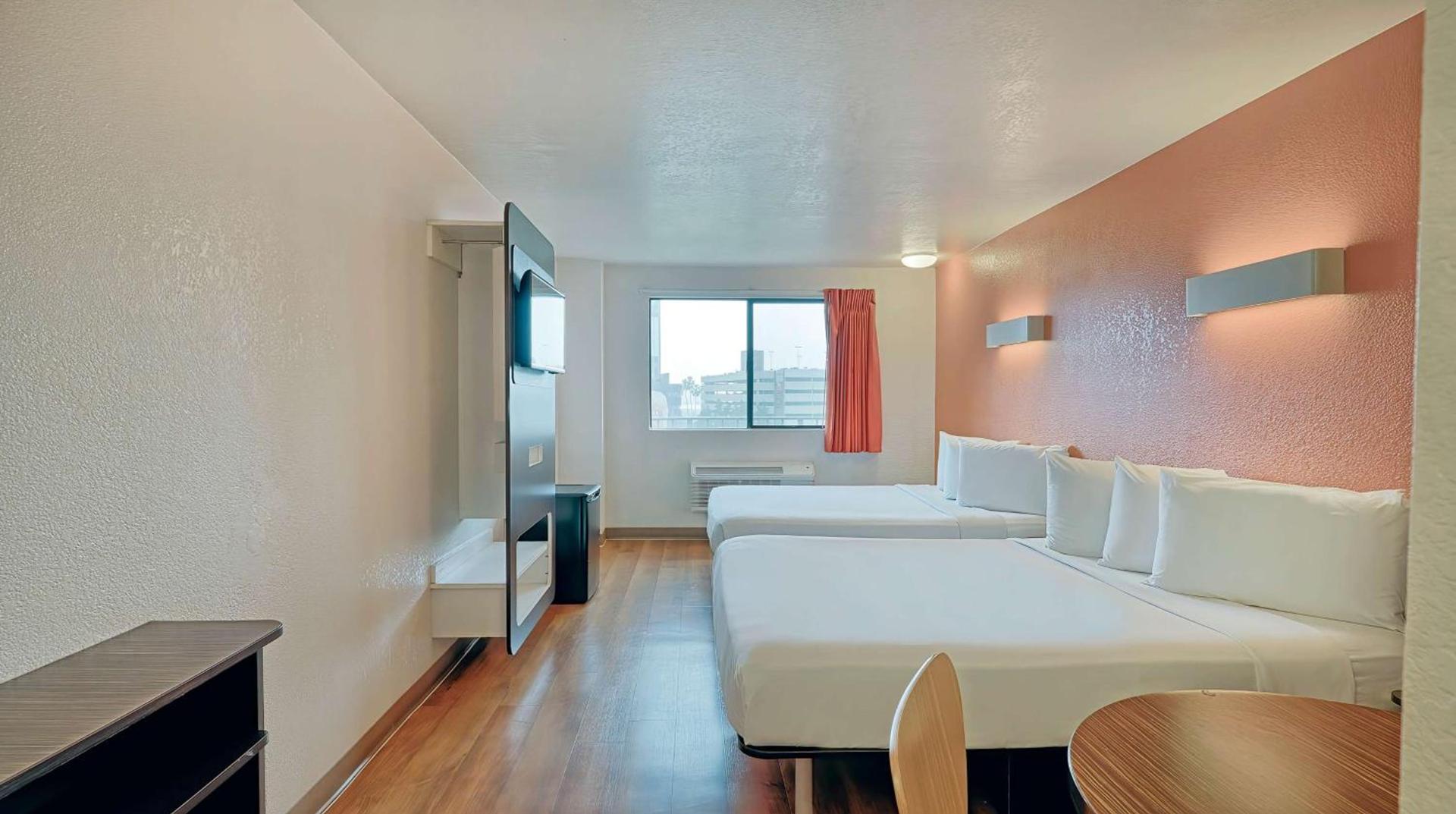 Suites Los Angeles CA Los Angeles LAX photo 27