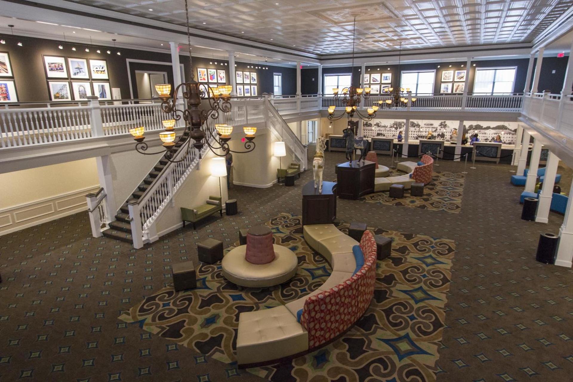 Cedar Point Hotel Breakers photo 3