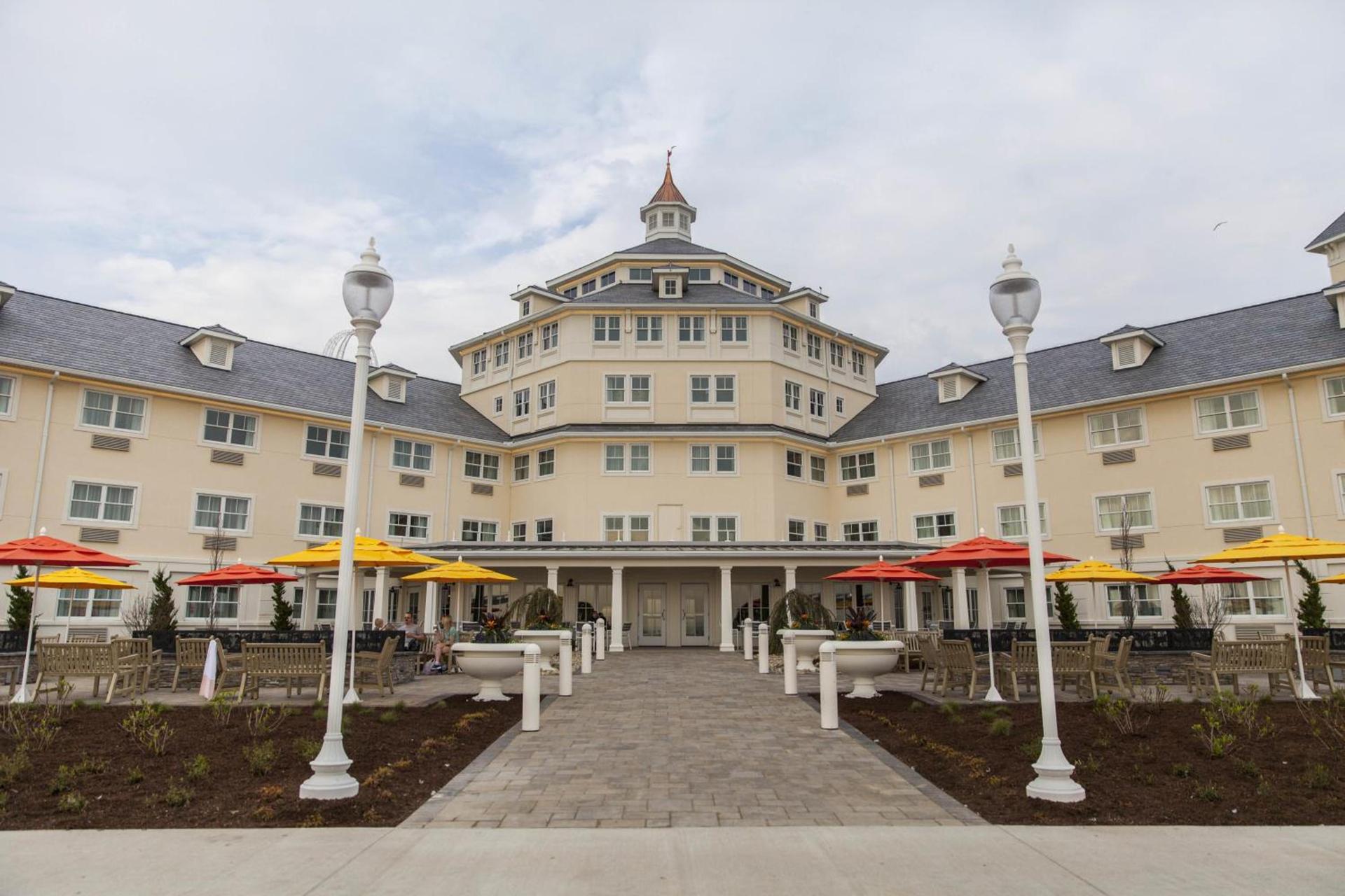 Cedar Point Hotel Breakers photo 17