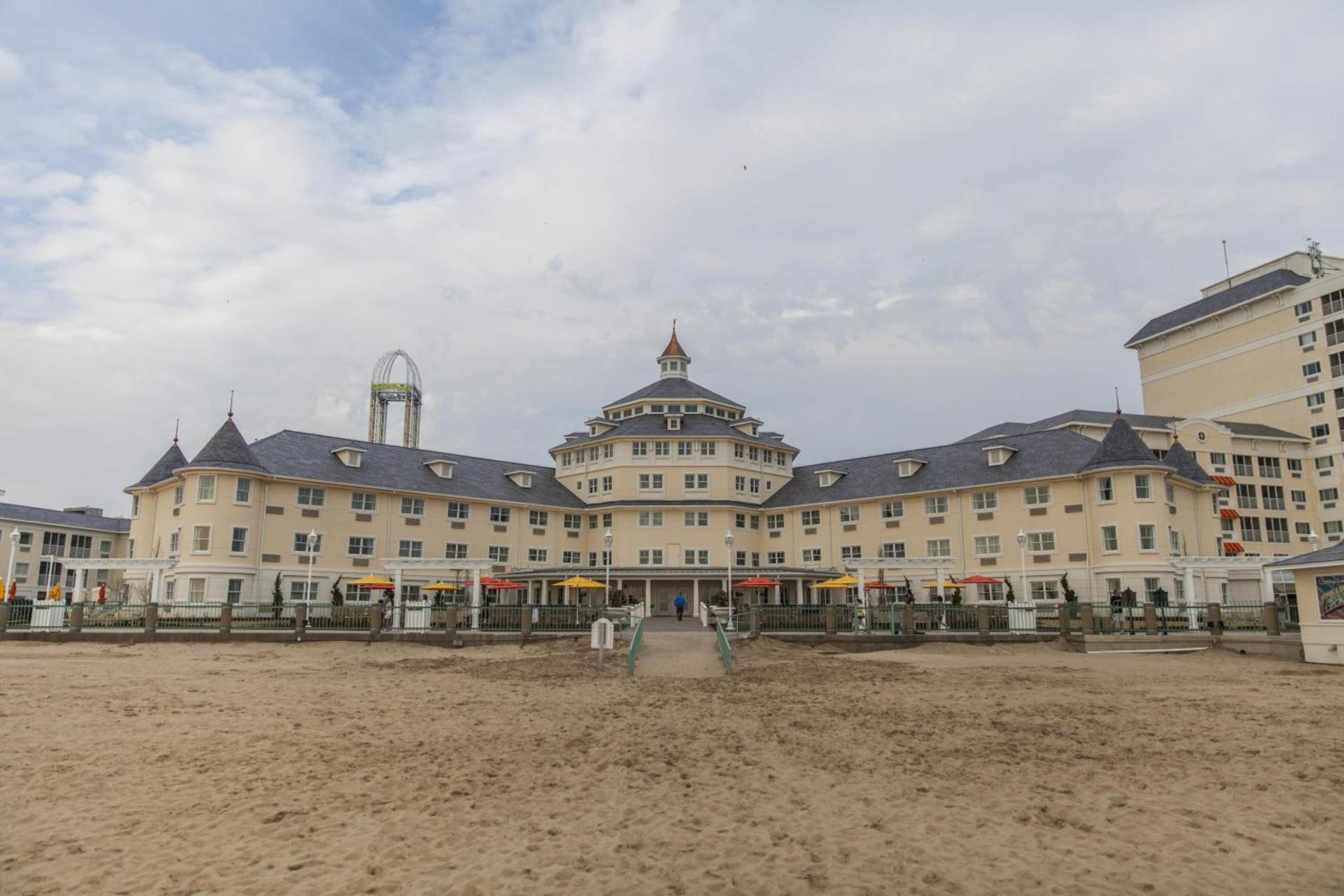 Cedar Point Hotel Breakers photo 15