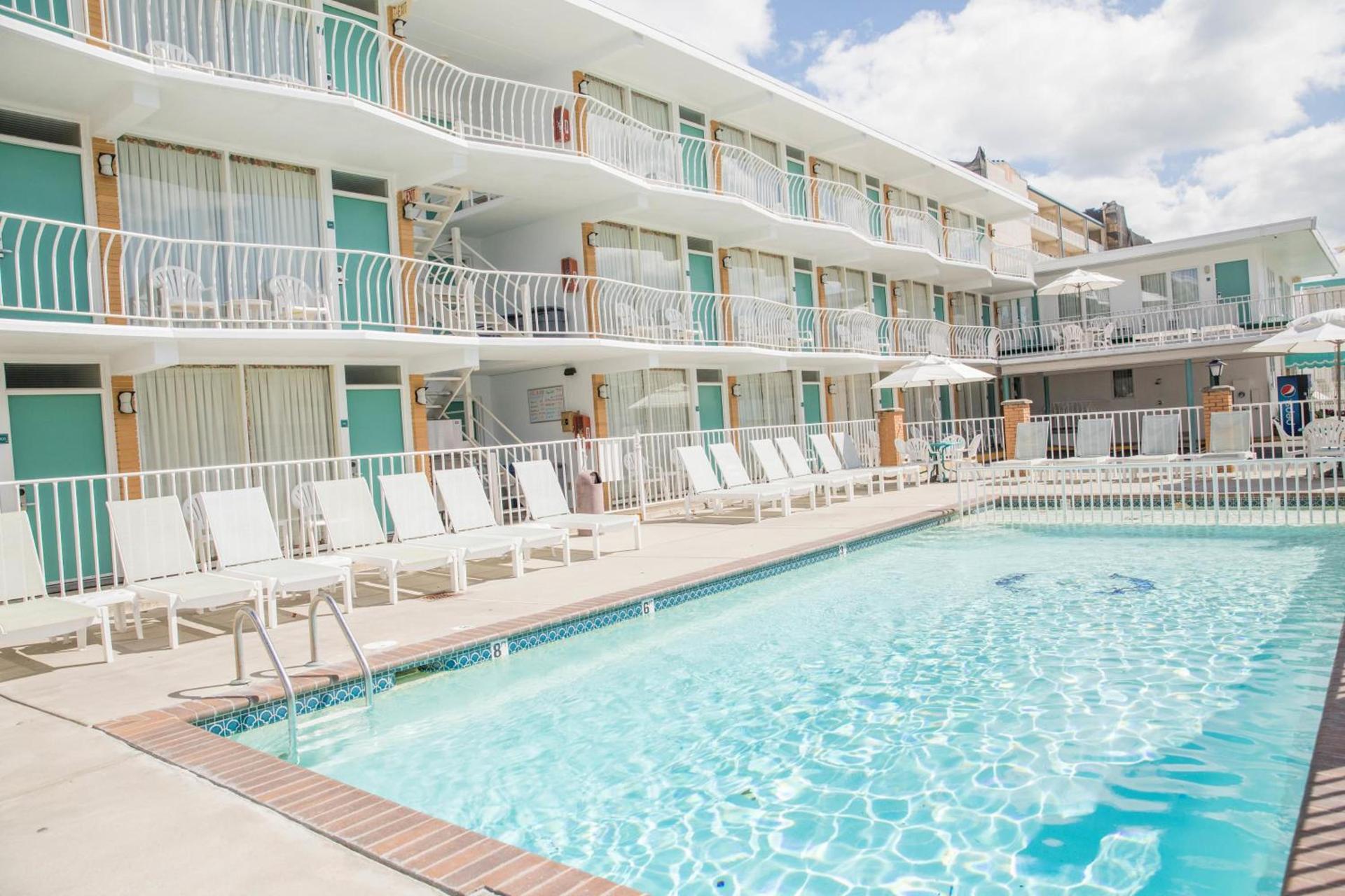 Biscayne Family Resort photo 2