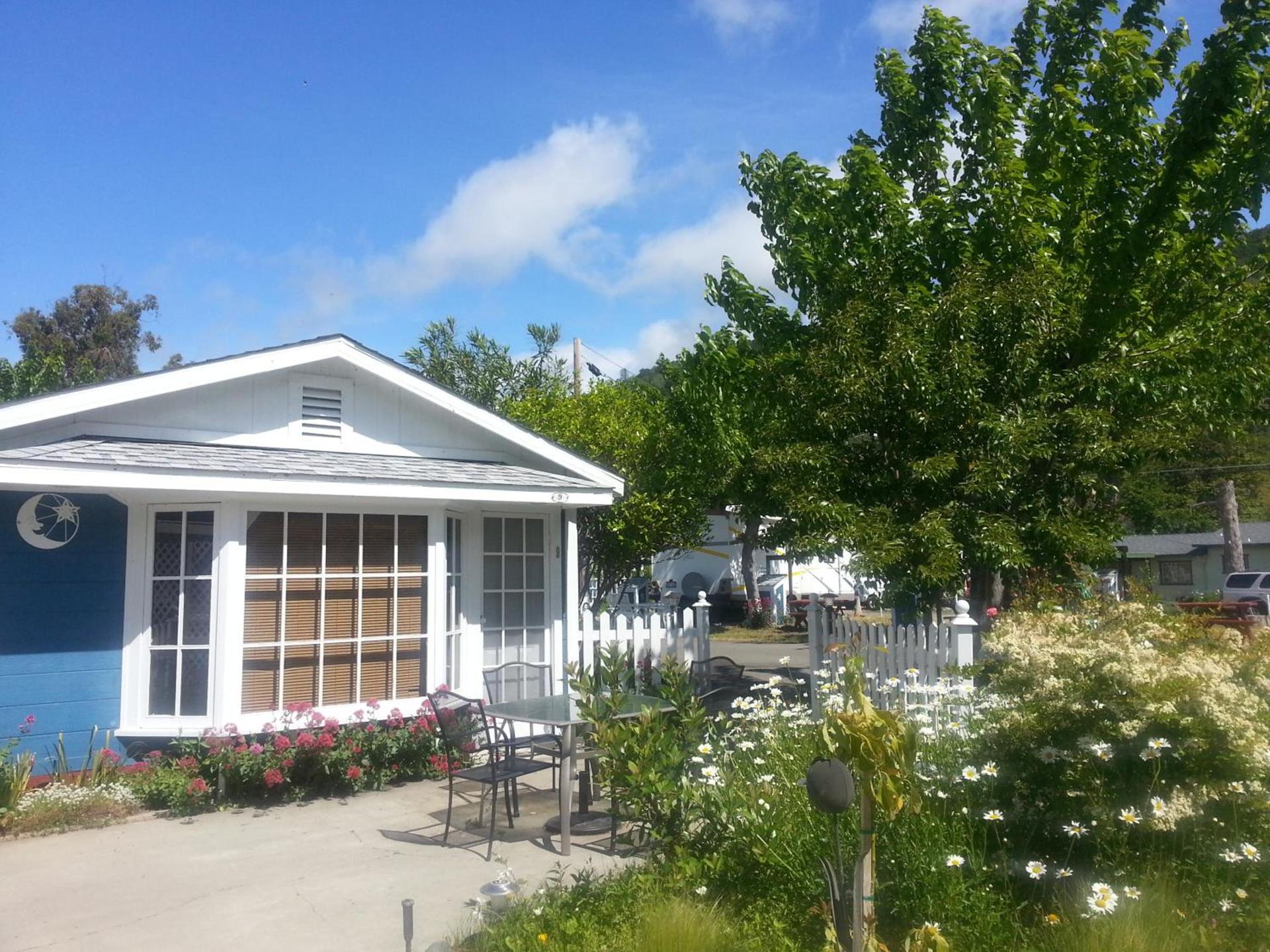 Lake Place Resort photo 1