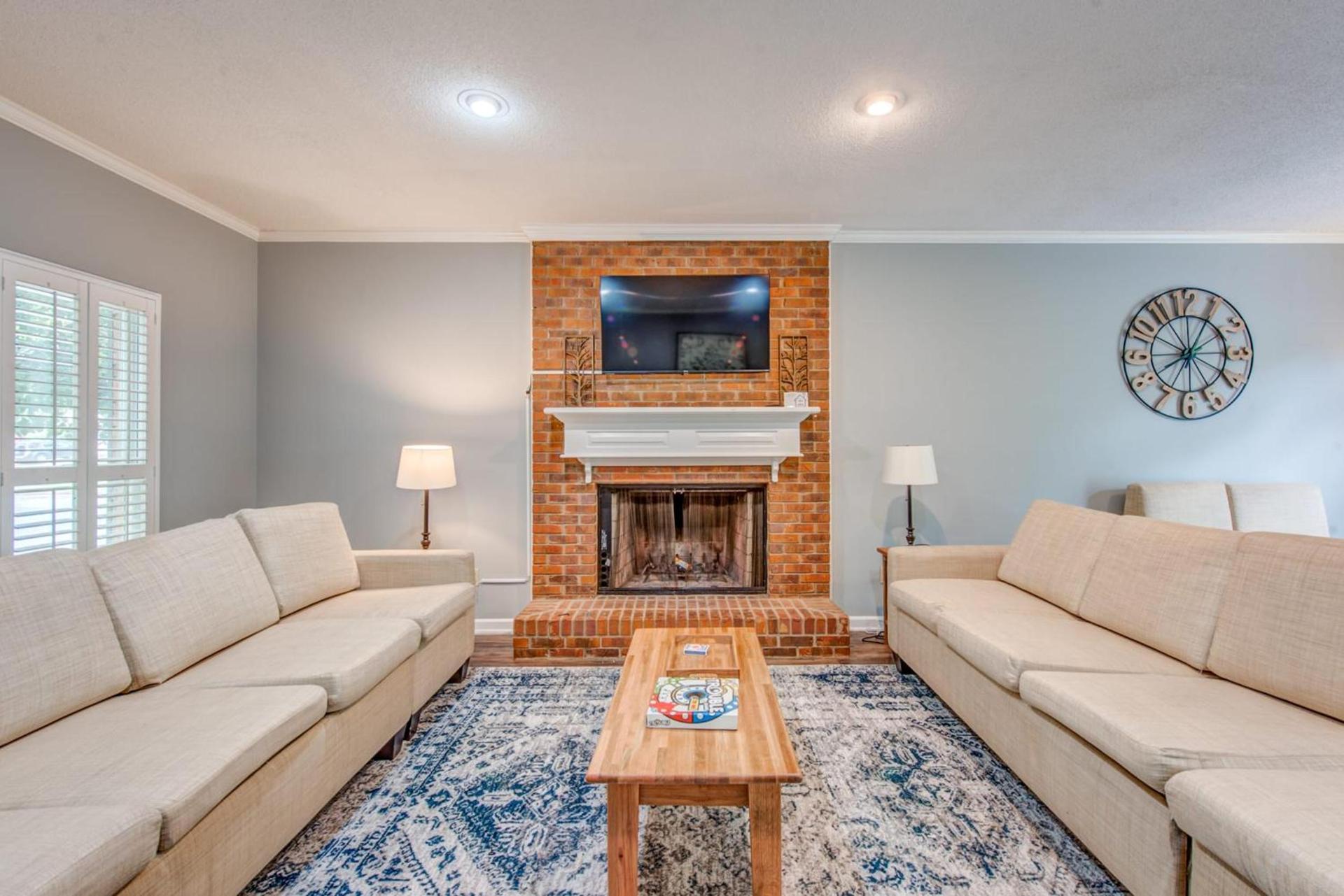 Cozy in Cordova-- Close to I-40 photo 11