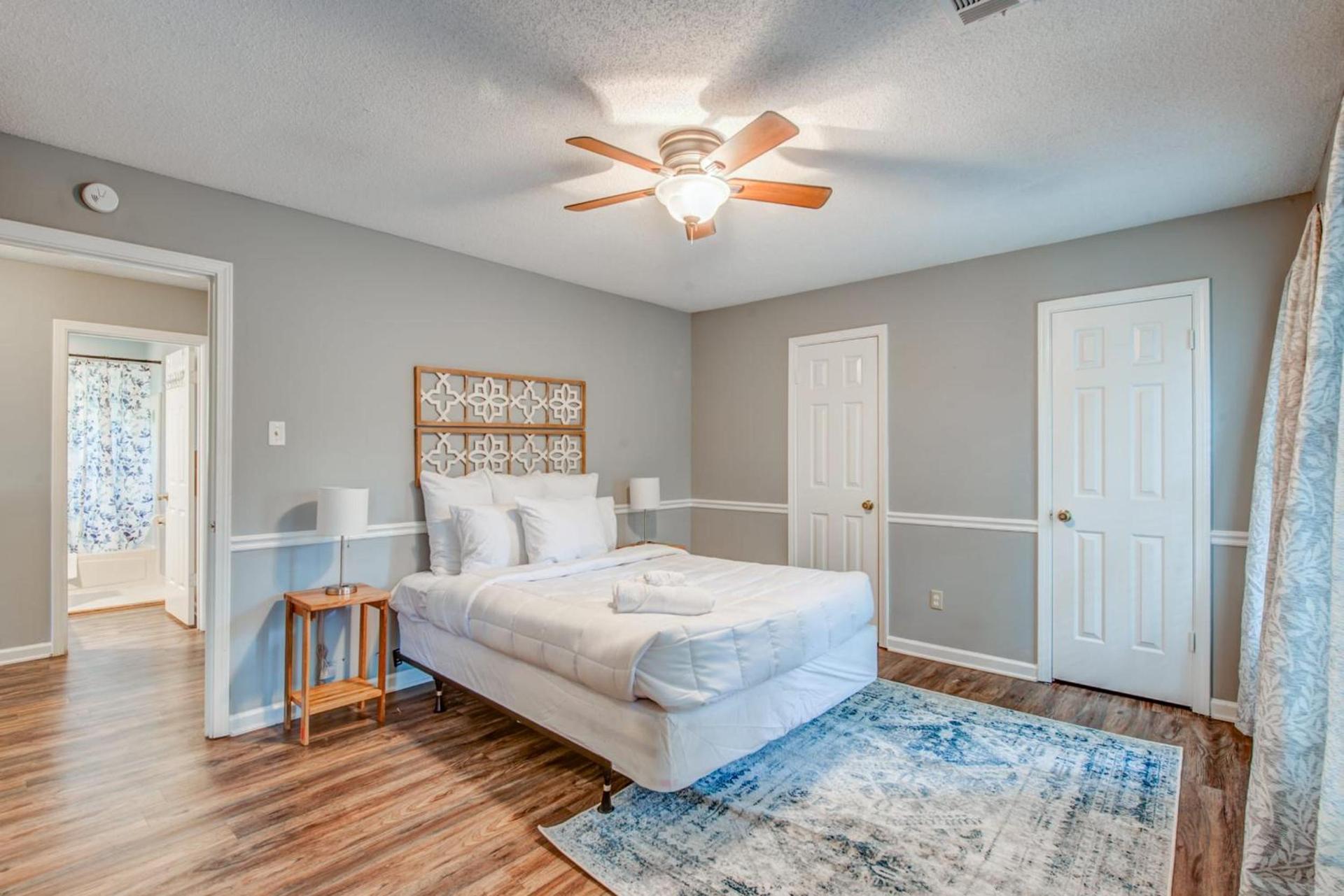 Cozy in Cordova-- Close to I-40 photo 41