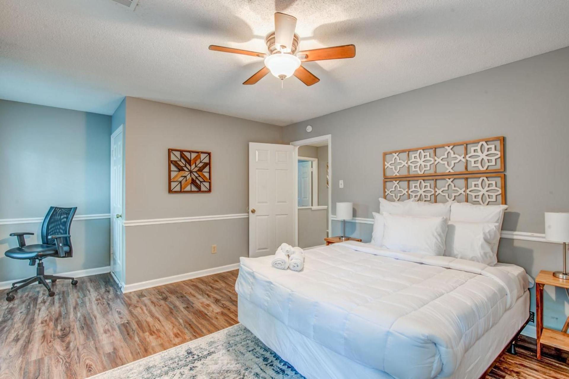 Cozy in Cordova-- Close to I-40 photo 52