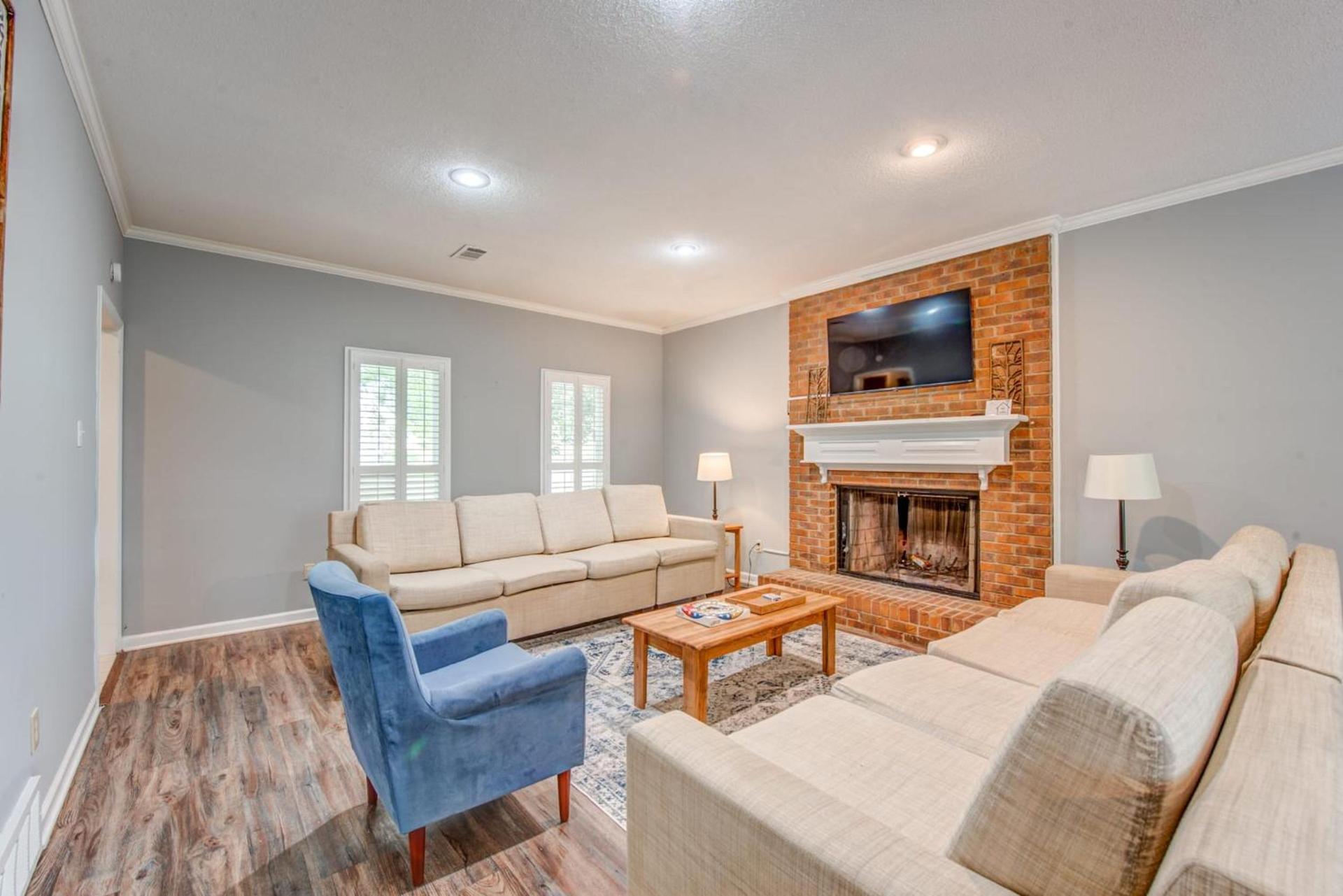 Cozy in Cordova-- Close to I-40 photo 31