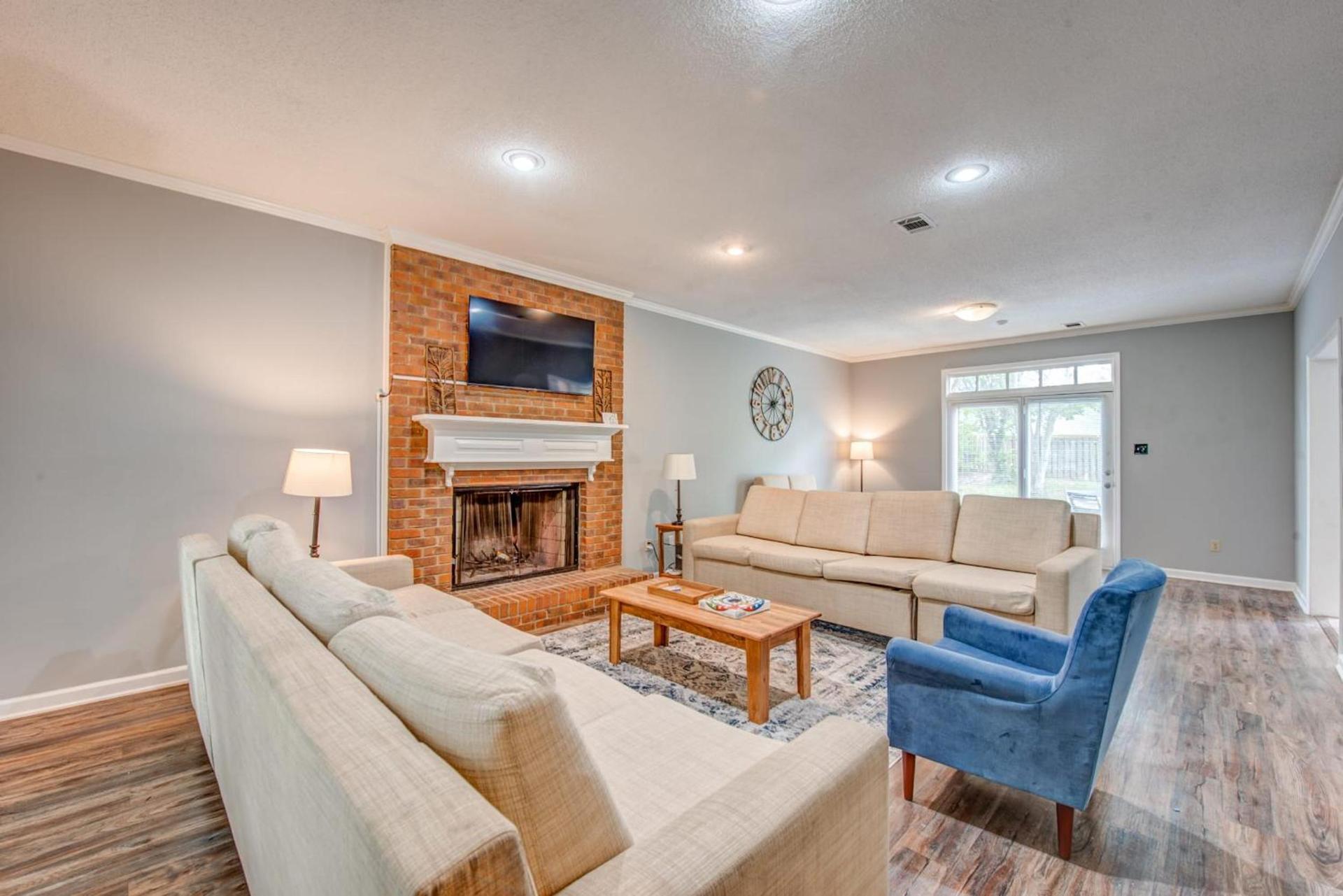 Cozy in Cordova-- Close to I-40 photo 25