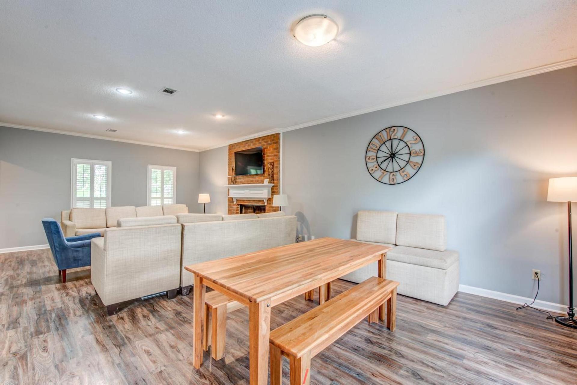 Cozy in Cordova-- Close to I-40 photo 28