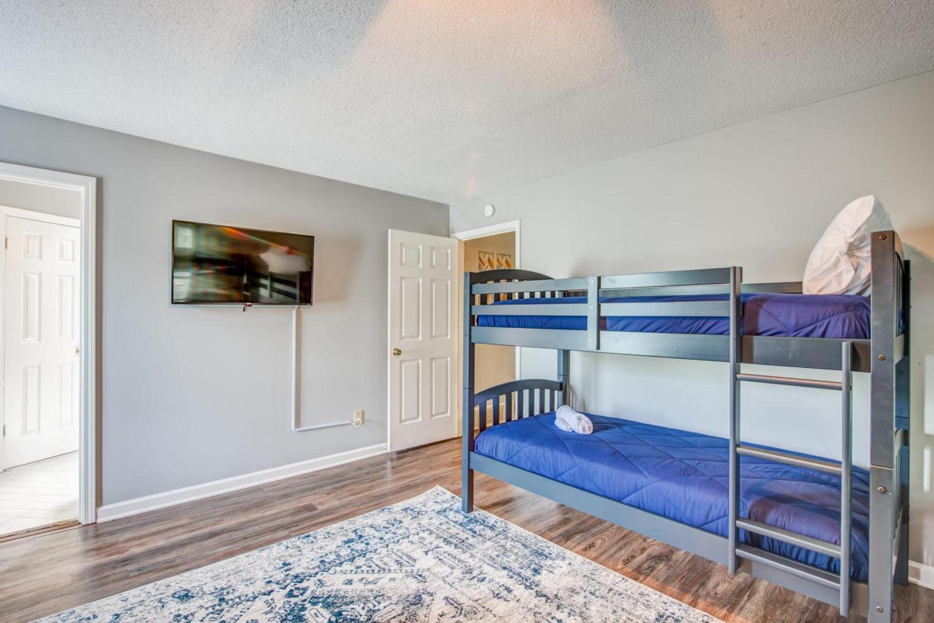 Cozy in Cordova-- Close to I-40 photo 23
