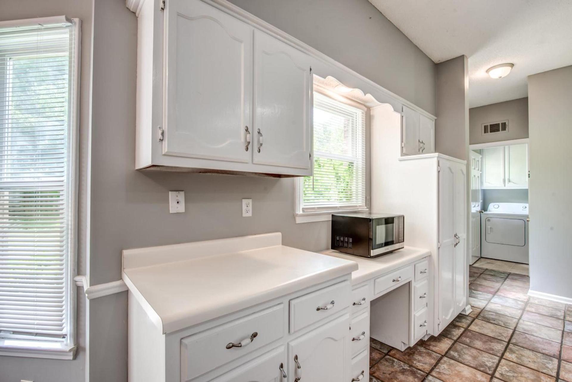 Cozy in Cordova-- Close to I-40 photo 27