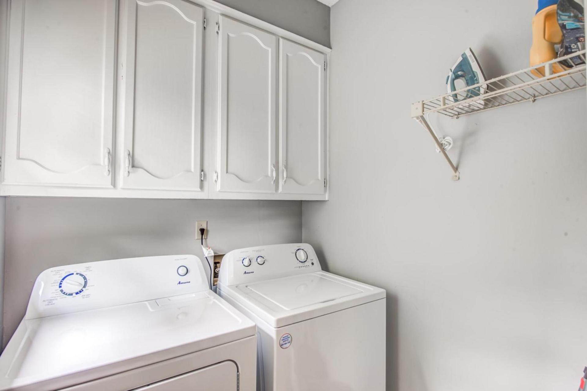 Cozy in Cordova-- Close to I-40 photo 9