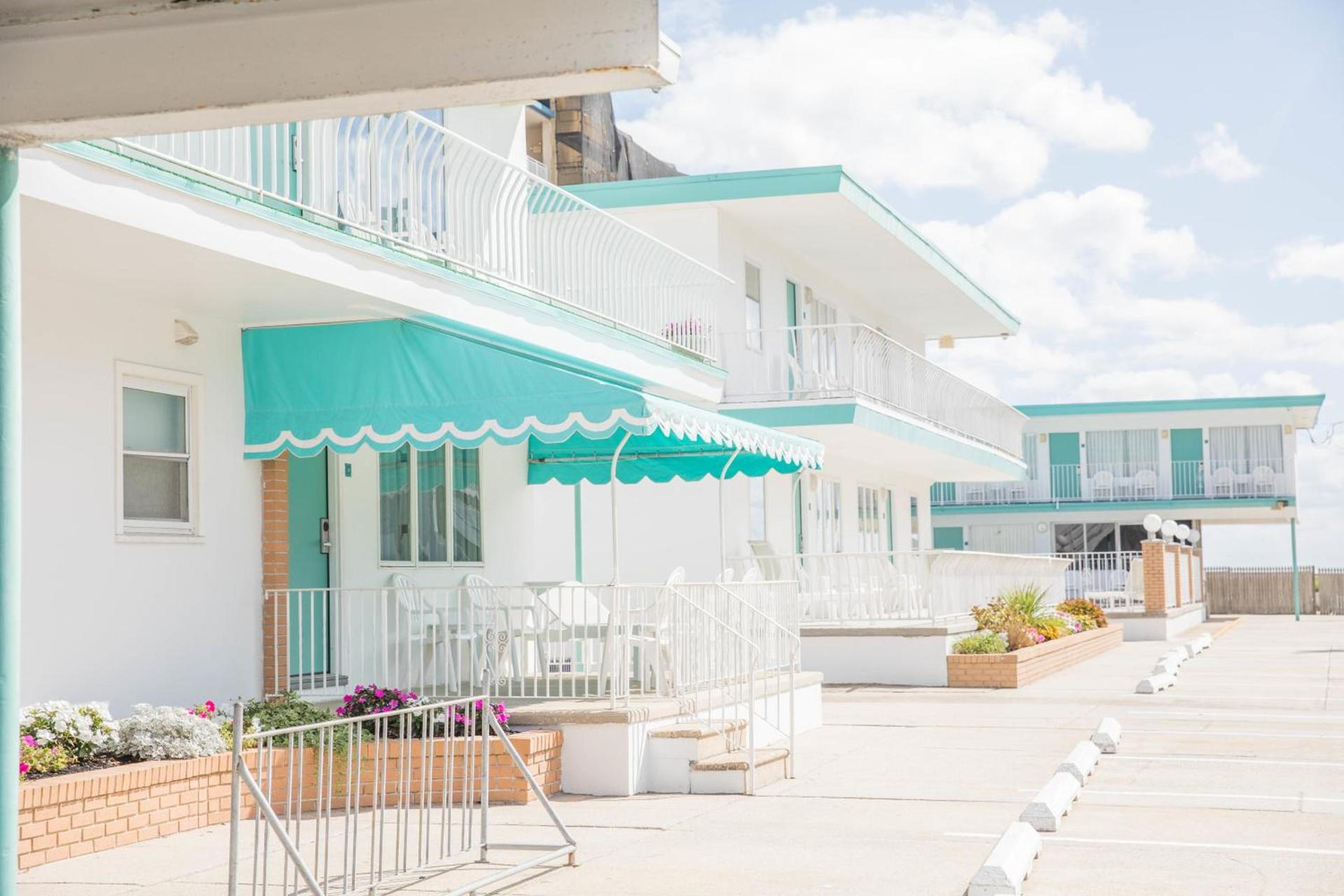 Biscayne Family Resort photo 1