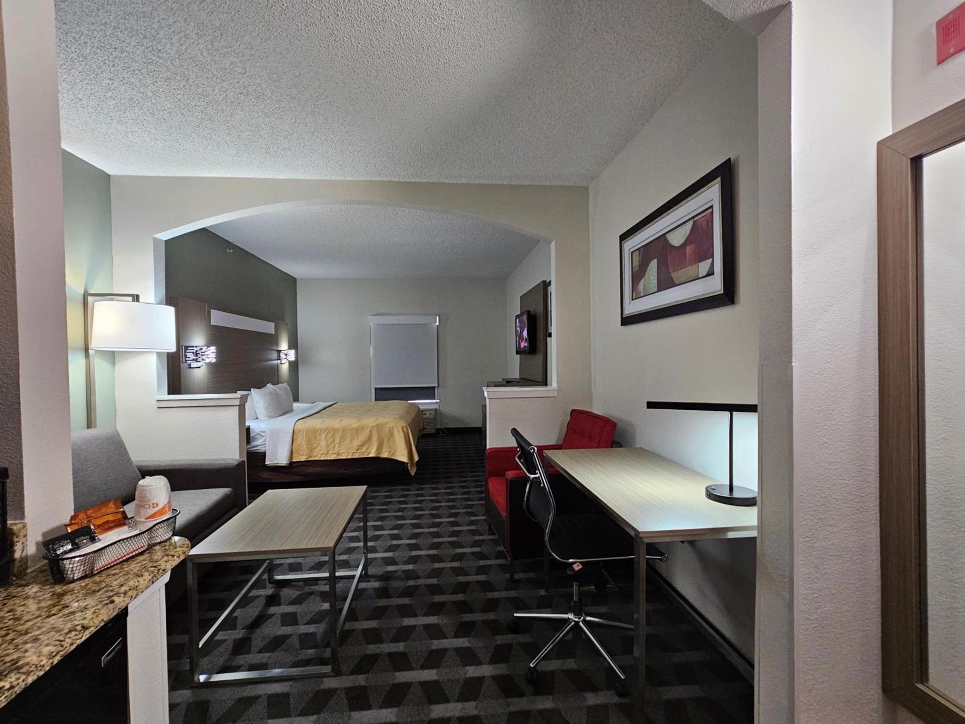 Quality Inn & Suites Irving DFW Airport South photo 49