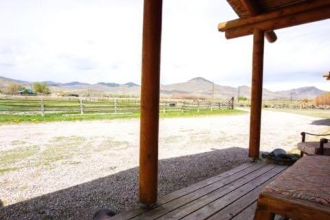 Sportsman Lodge Melrose MT photo 82