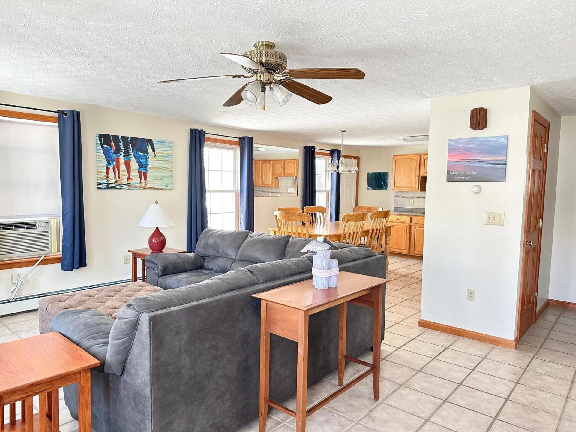 Abellona Inn & Suites photo 14