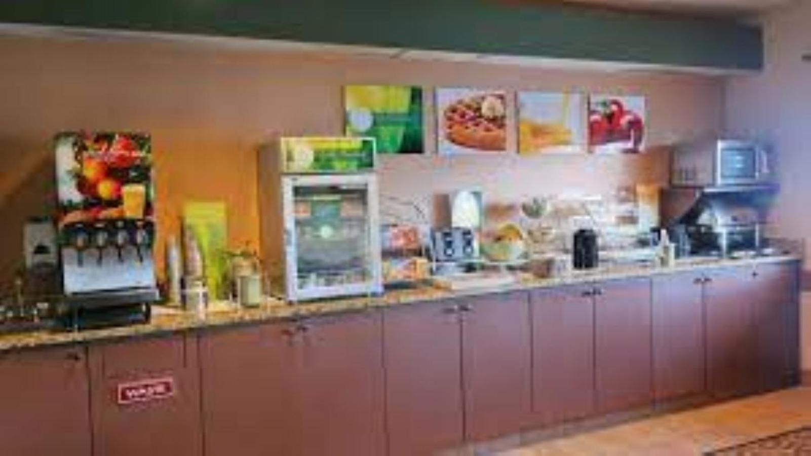 Quality Inn & Suites Loveland photo 3