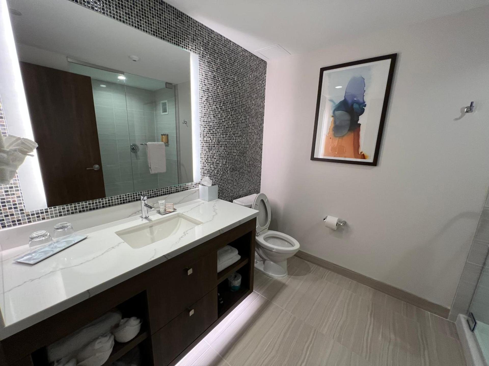The Landing Hotel at Rivers Casino Pittsburgh photo 38