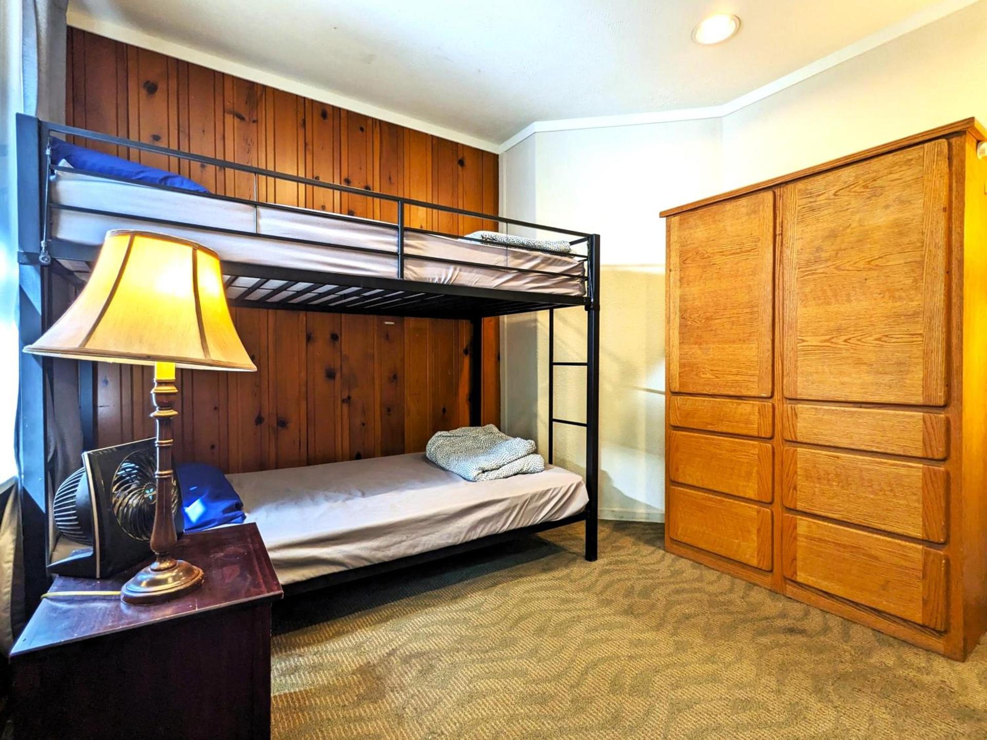 Bunk & Brew Historic Lucas House - Hostel photo 41