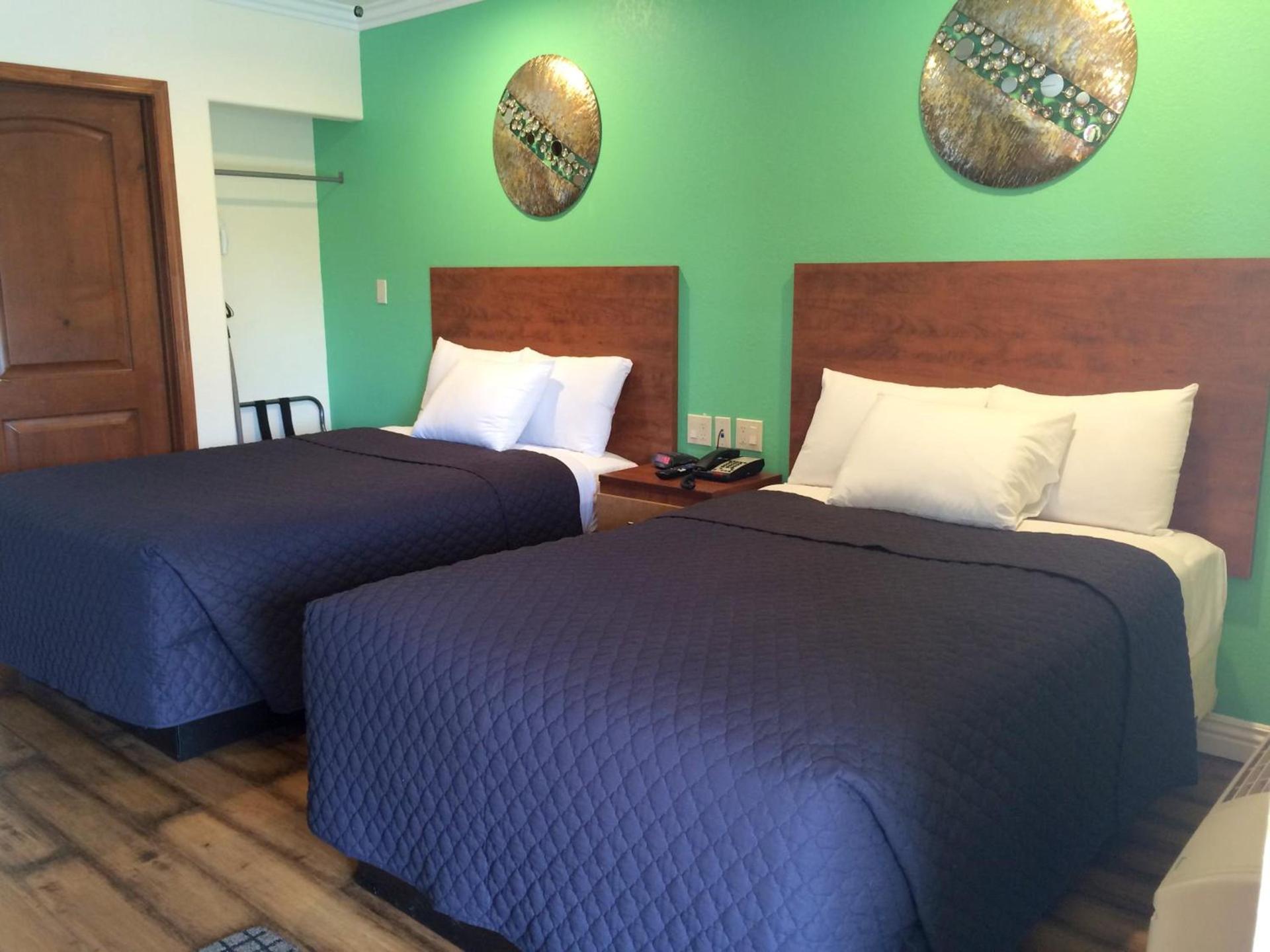 FairBridge Inn & Suites Gateway to Yosemite photo 13