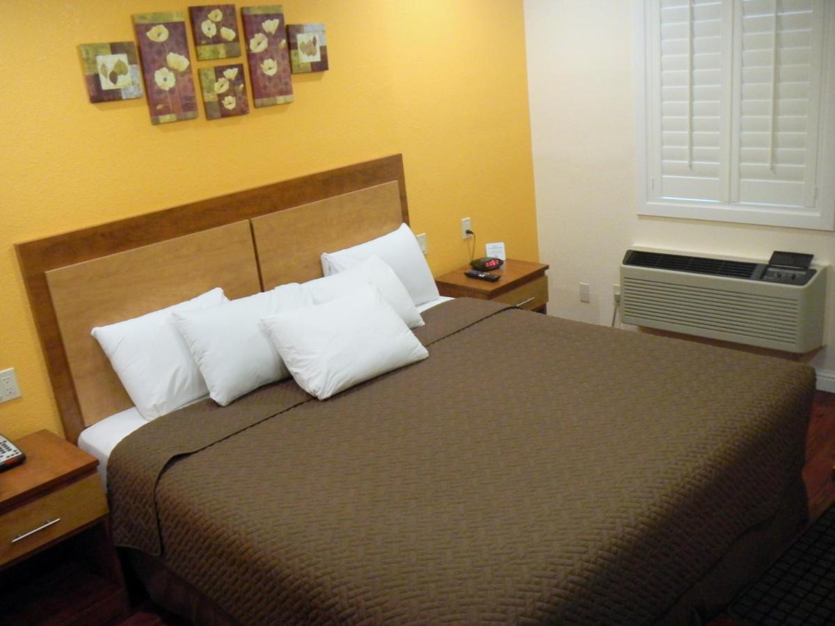 FairBridge Inn & Suites Gateway to Yosemite photo 25