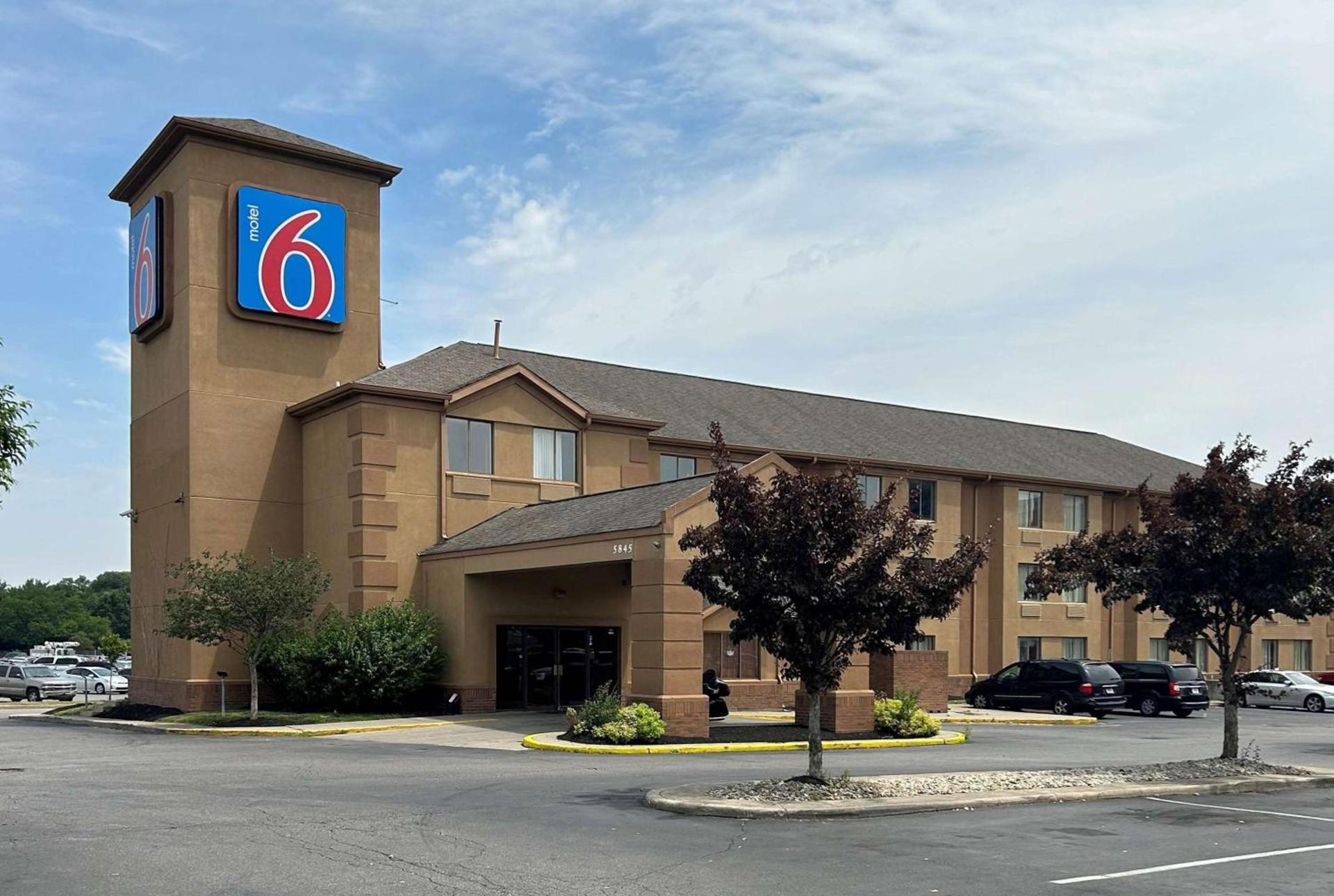 Motel 6-Indianapolis, IN - Airport photo 1