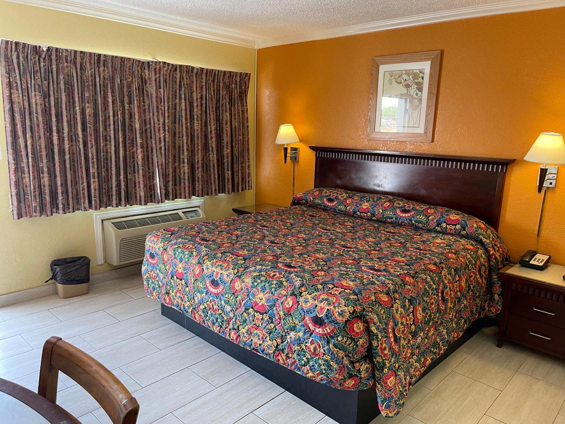 Kings Rest Motel photo 12
