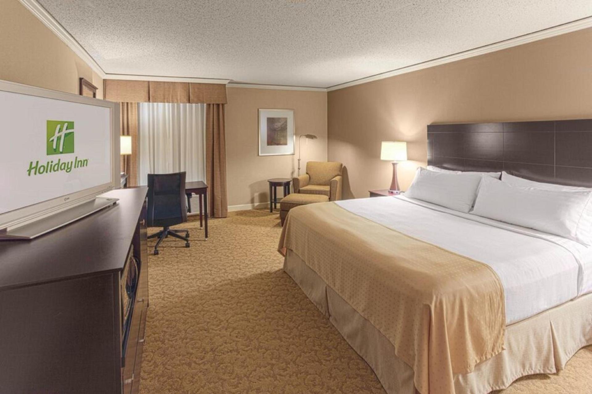 Wyndham Executive Center Columbia photo 9