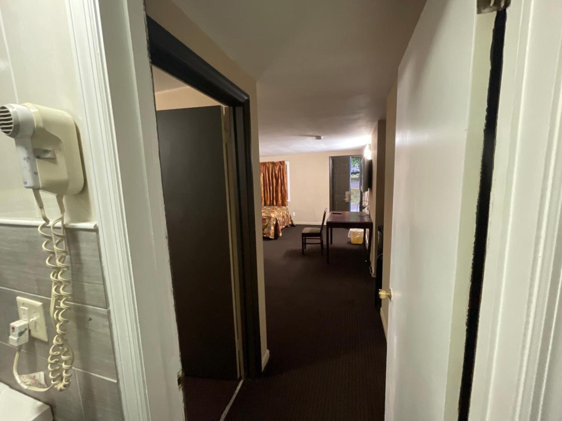 Pennswoods Inn photo 50