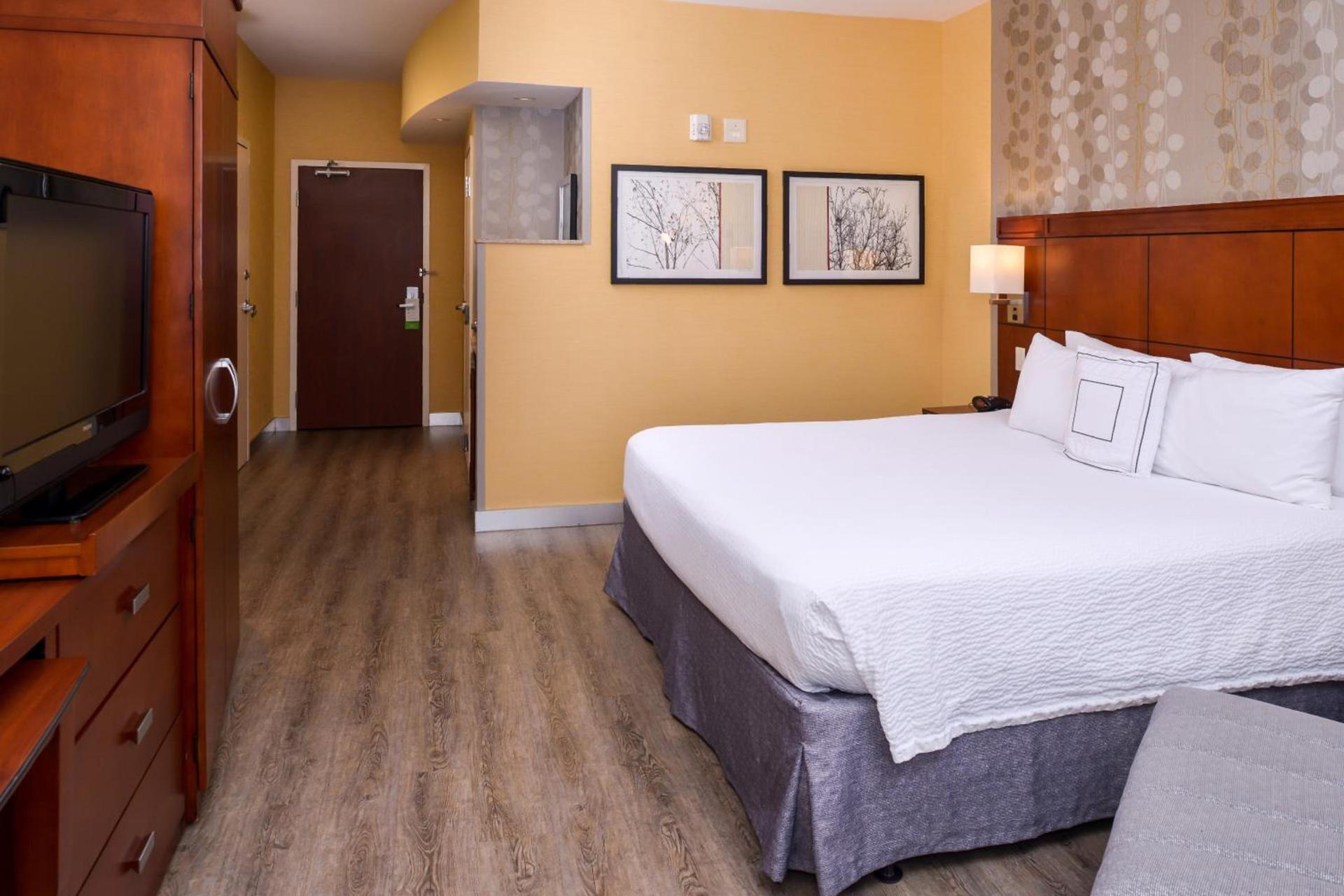 Courtyard by Marriott Victorville Hesperia photo 43