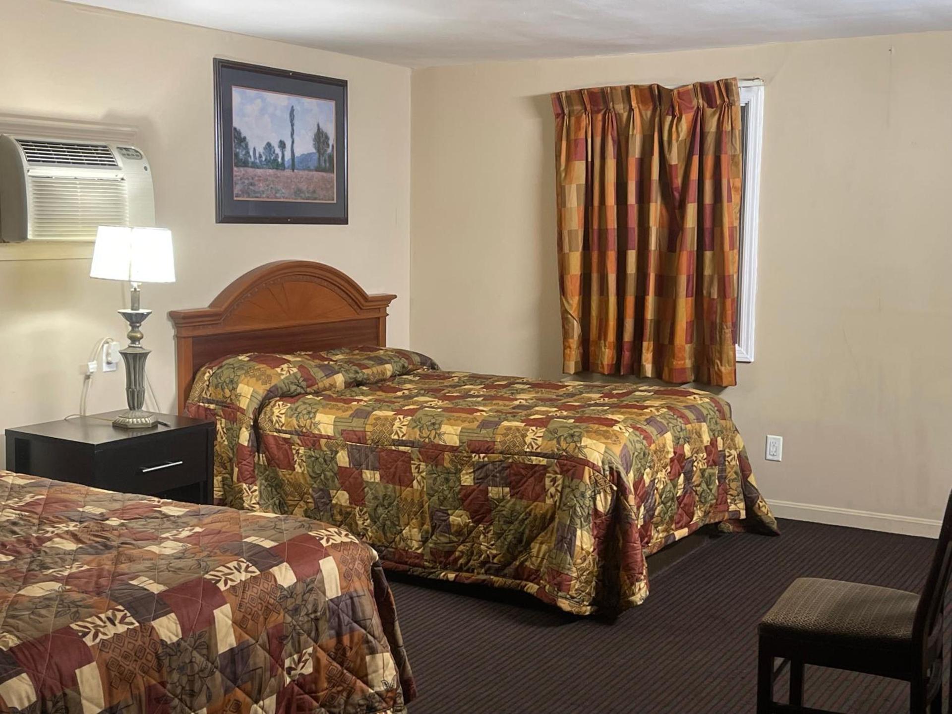 Pennswoods Inn photo 11