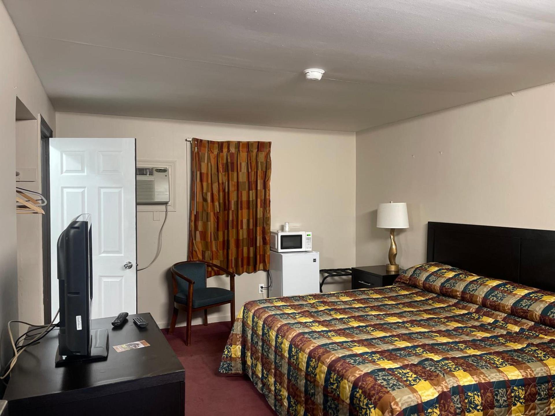 Pennswoods Inn photo 22