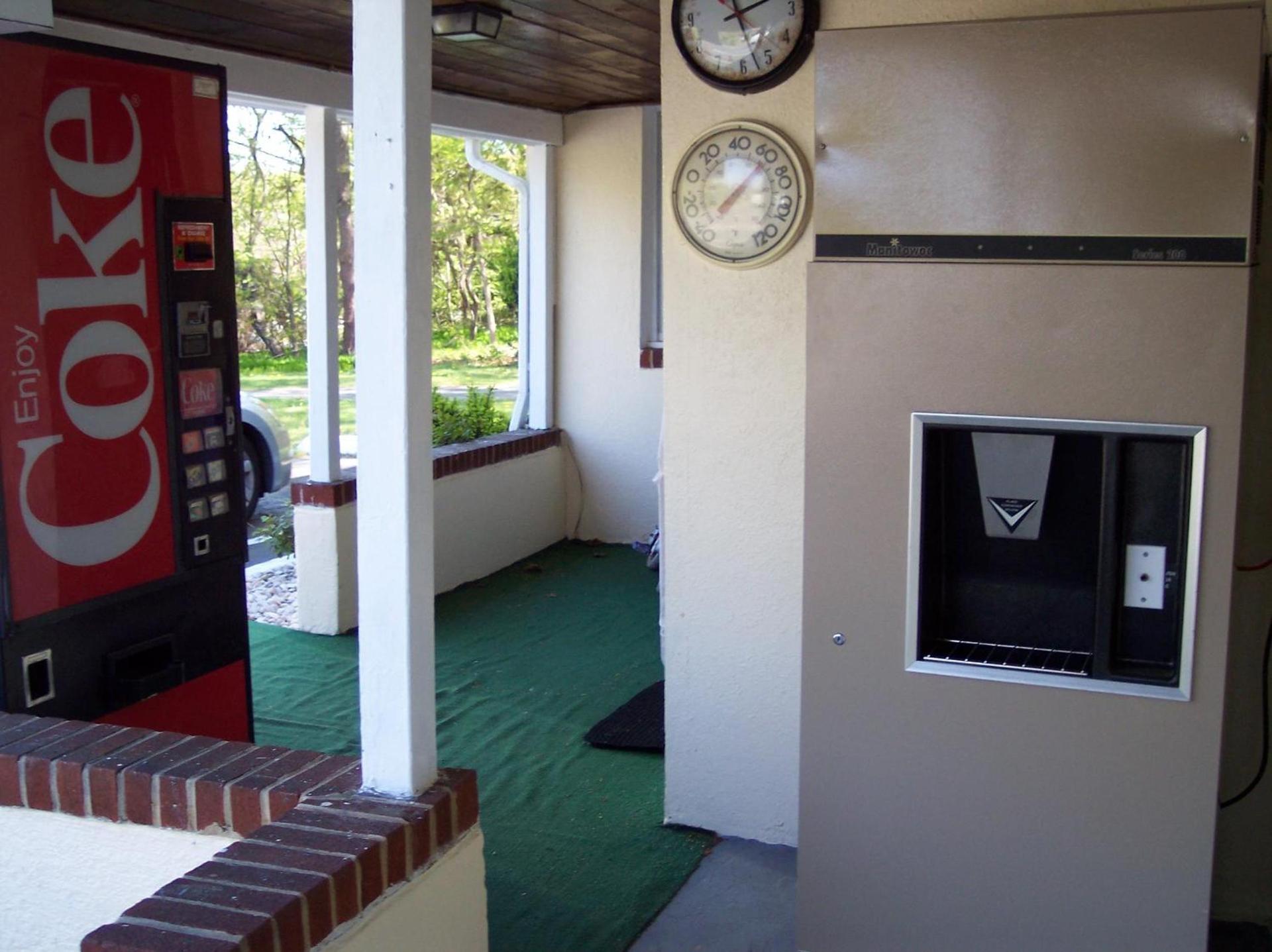 Shore Hills Motel photo 6
