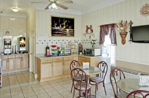 Rodeway Inn Canton I-55 photo 3