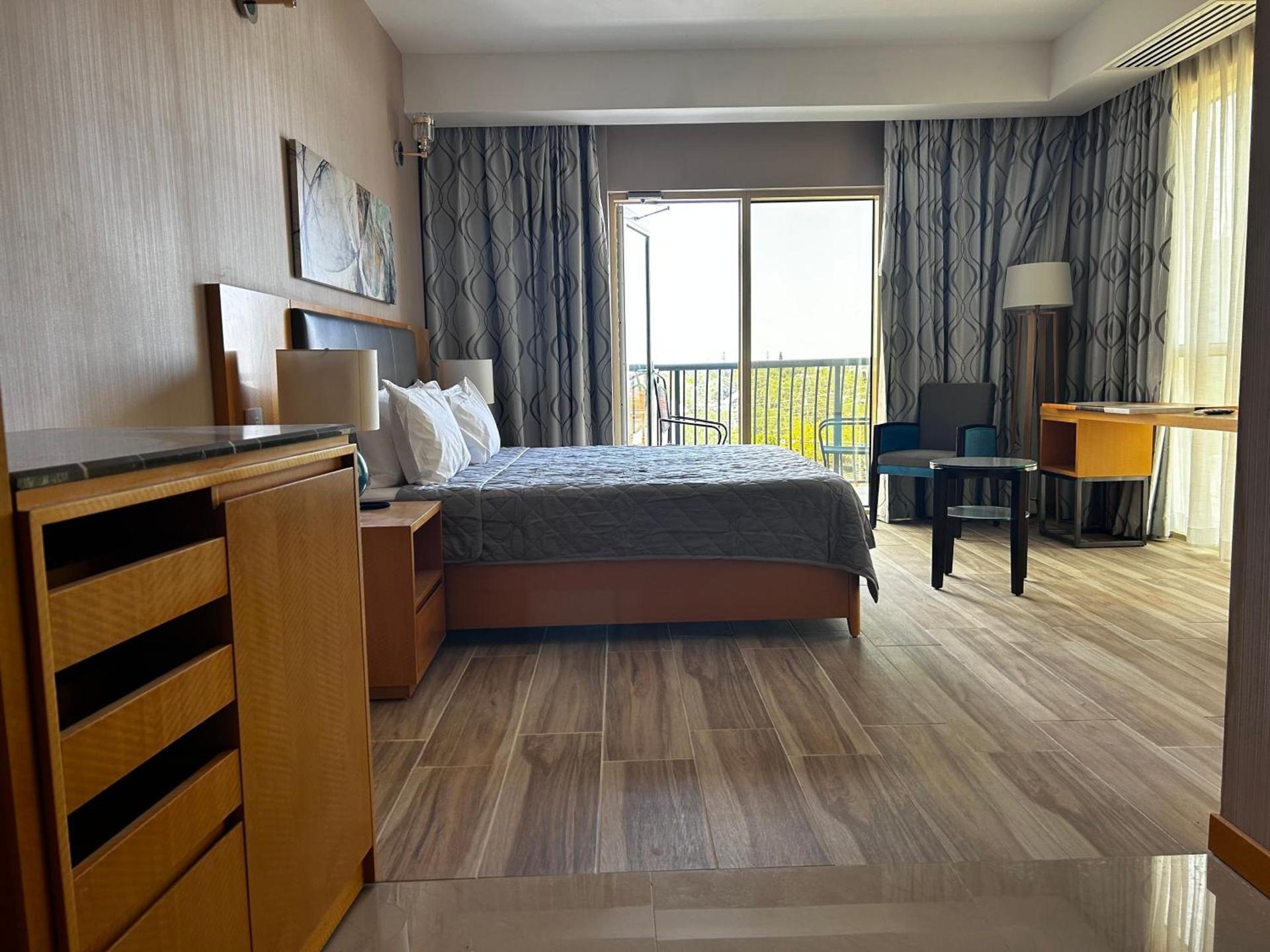 Galaxy Hotel Downtown photo 11